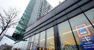 After five years lying vacant Cork City's iconic building is now host to one of the country's fastest growing supermarket chains with Aldi to open for business next week.