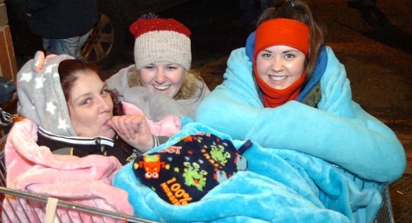 Kiera Geary, Youghal with cousins Zoe McEvoy and Kate Foley from Midleton queuing at Merchants Quay, Cork for Garth Brooks tickets. Picture: Larry Cummins