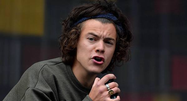 Harry Styles releases second single from debut solo album Harry Styles releases second single from debut solo album