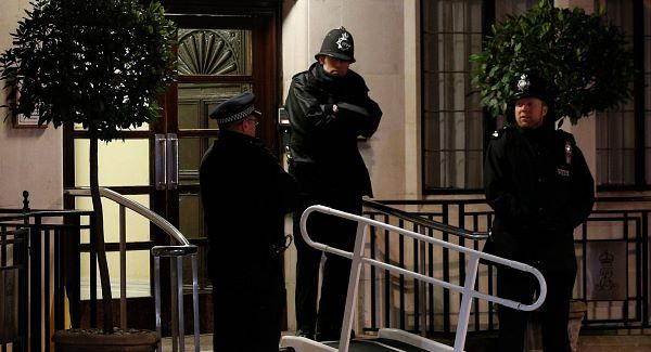 Police officers on duty outside King Edward VII's Hospital, in central London after Nurse Jacintha Saldanha was pronounced dead. Picture: PA