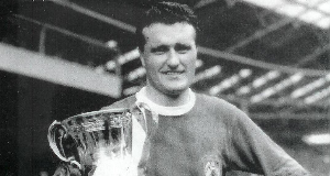 Ashes of Irish sportsman and ex-Man United captain to be scattered in Cork today