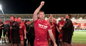 Scarlets topple triple winners Toulon to progress in Champions Cup